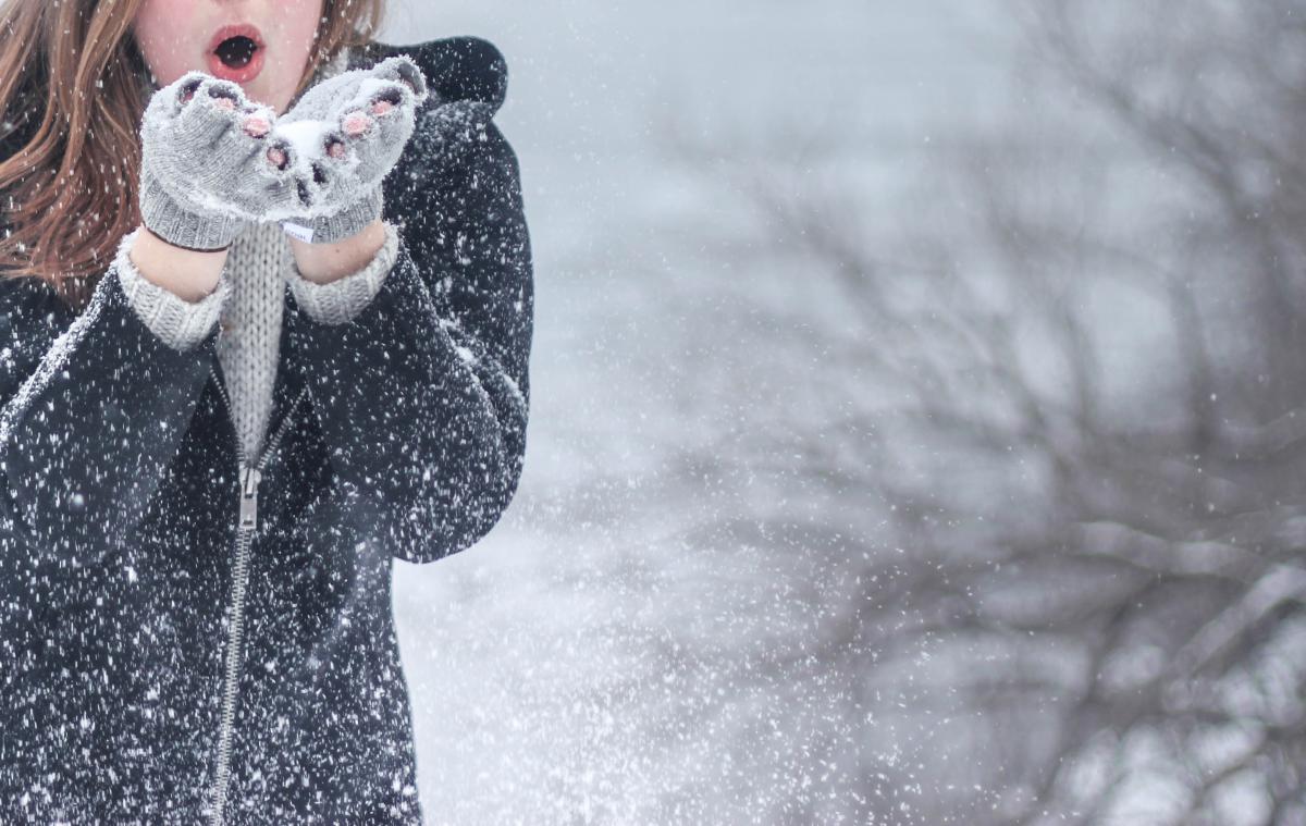 7 Essentials Oils for Winter